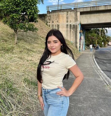 Alme ASMR desnudos de estrellas porno foto