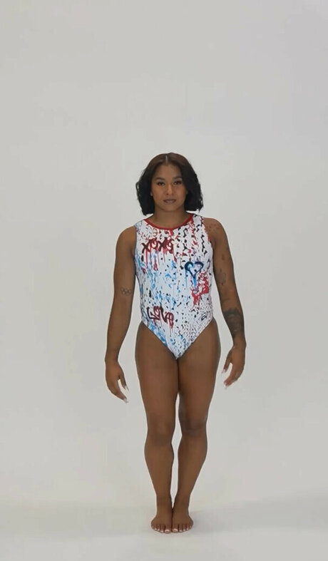 Jordan Chiles modelo hermosa imágenes