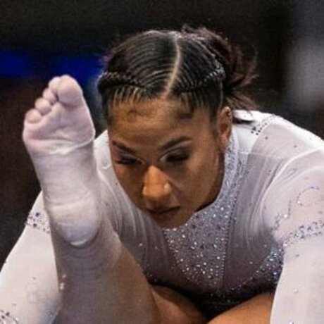 Jordan Chiles estrella porno hermosa fotos