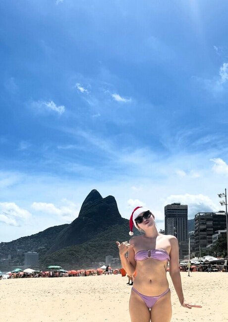 Leticia Colin estrella del arte archivo