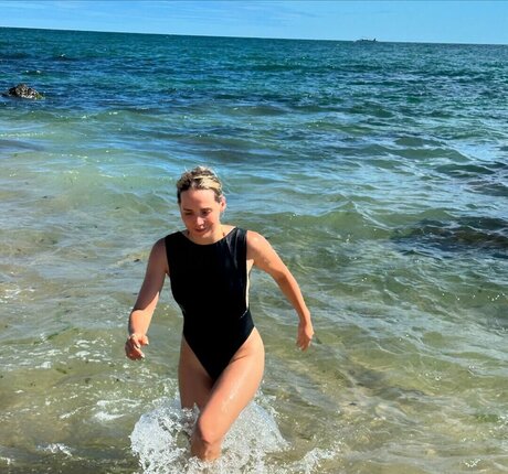 Leticia Colin buena estrella porno archivo