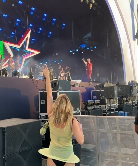 Leticia Colin estrella porno superior imágenes