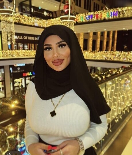 Abir zrk arte estrella porno fotos