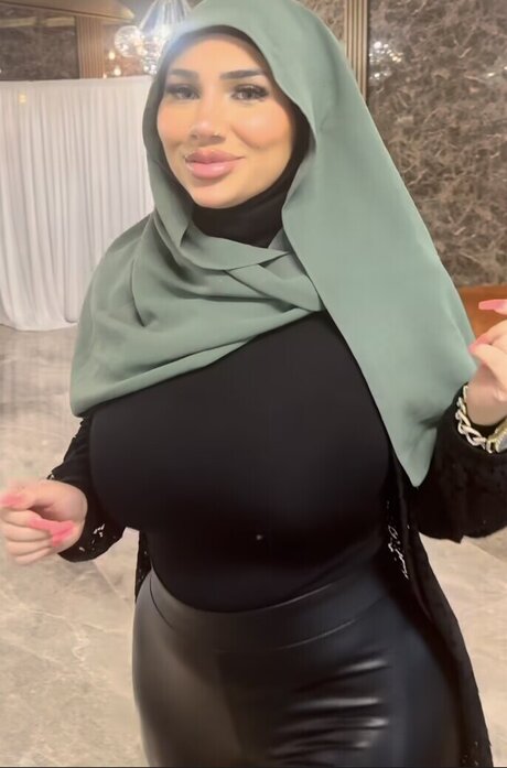 Abir zrk xxx estrella porno galería