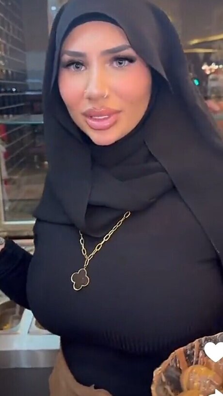 Abir zrk estrella porno xxx imágenes