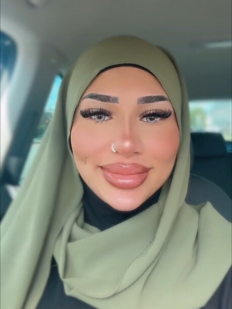 Abir zrk desnudos de modelos imagen