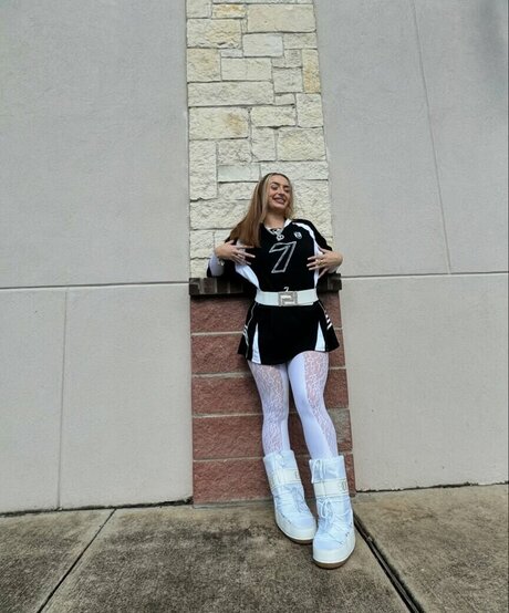 des suzanne estrella xxx galerías