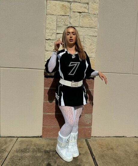 des suzanne modelo erótico galería