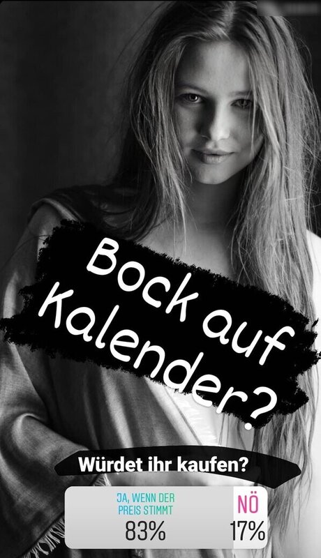 Affe auf Bike modelo hermosa galerías