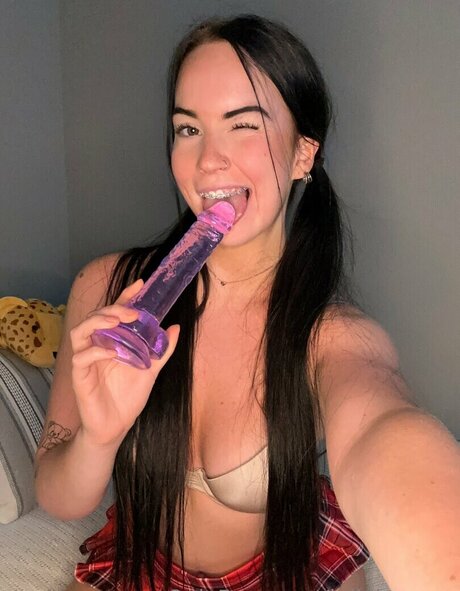 Julialuvmae modelo desnudos galerías