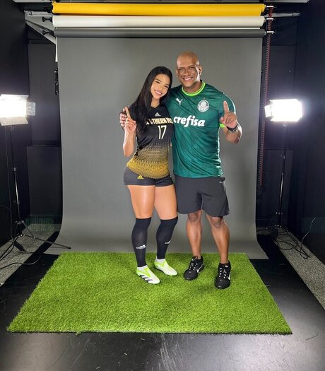 Kiana Dufour estrella hermosa recopilación