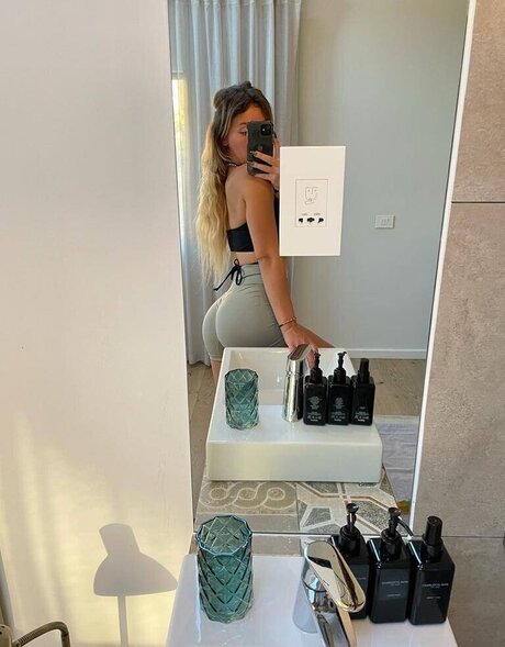 alina dmlr actriz libre archivo