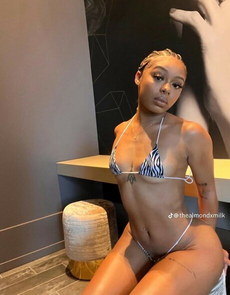 AlmondXMilk estrella caliente recopilación