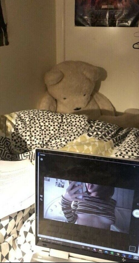 Mimi Tran bonita estrella porno galerías