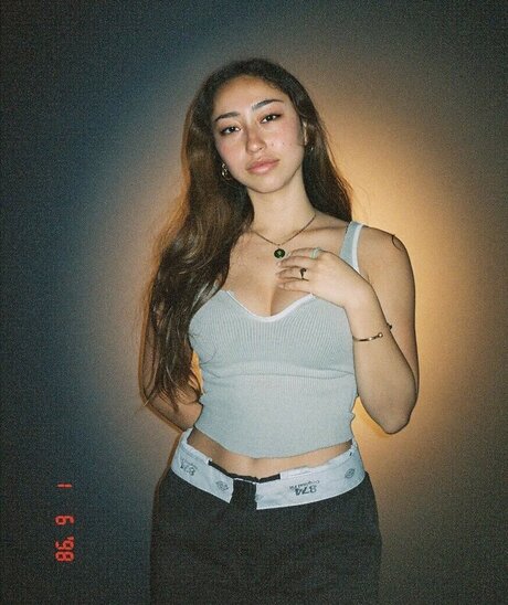 Olivia Jordan modelo desnudo imágenes