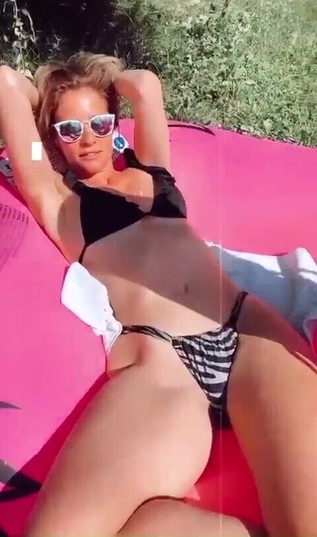 pies perfectos onlyfans sexy caliente imágenes