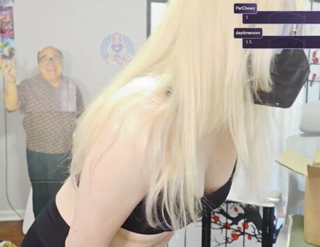 MegalodonVT estrella porno de alta calidad fotos