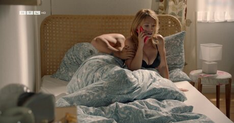 Iris Mareike Steen actriz de desnudos galerías