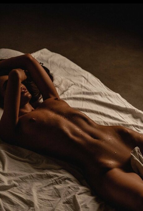 Anastasia Trusova modelo de alta calidad galería