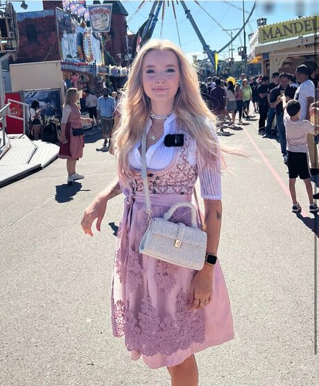 MinusElf bonita actriz foto