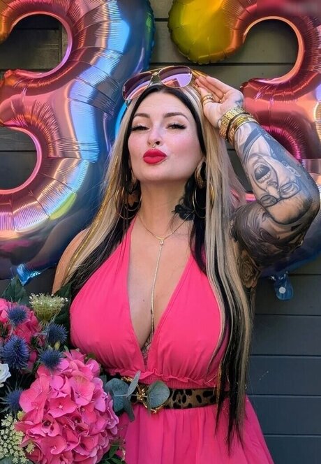 Lyn k44 estrella porno adulto recopilación