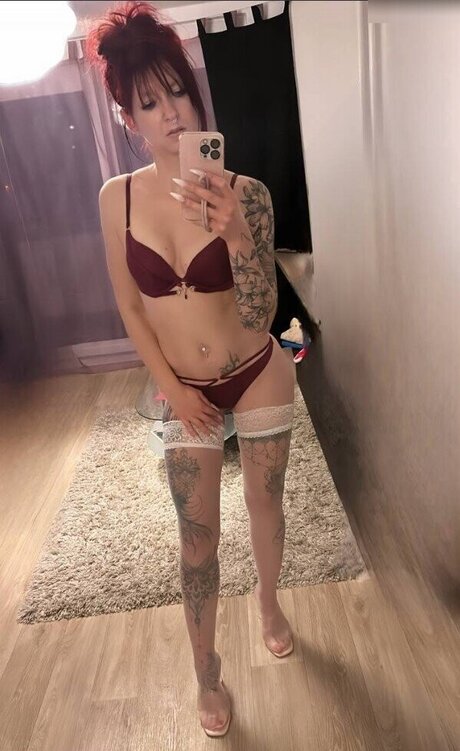 Nicole Anna modelo bonita galerías