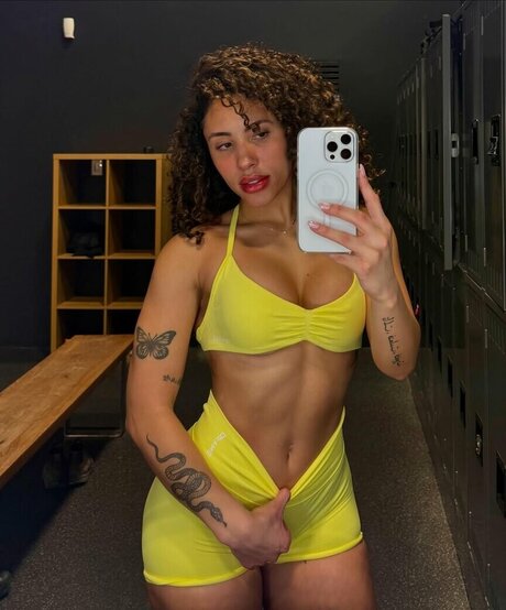 Jaidyn Felicetti modelo adulto fotos