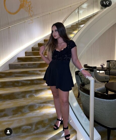 Carmen Sander Paula cs modelo superior foto