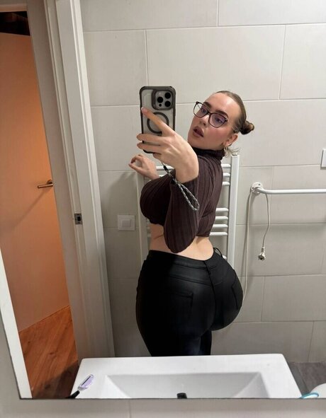 Dr Santi modelo de arte galerías