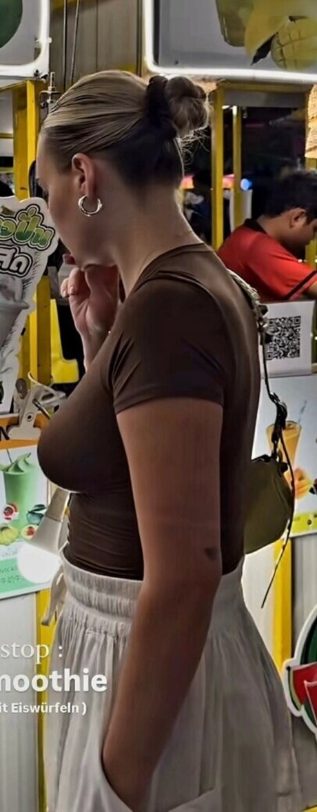 Dagi Bee actriz perfecta foto