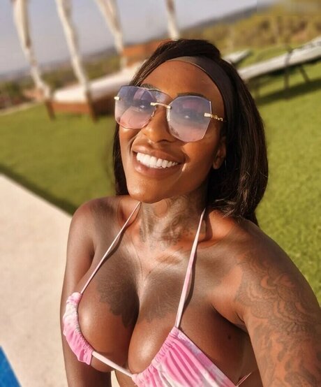 mamada transexual onlyfans mejor hermosa imágenes