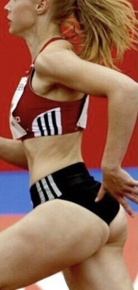 Gina L ckenkemper modelo agradable imágenes