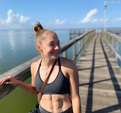 Gina L ckenkemper estrella desnuda foto