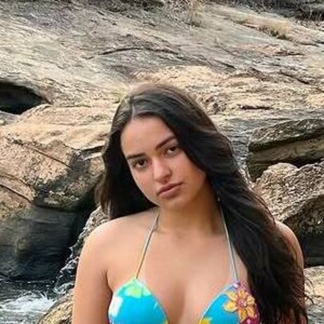 Joice Cadori actriz atractiva archivo