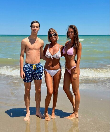 Claudia Magnabosco sexo estrella porno imágenes