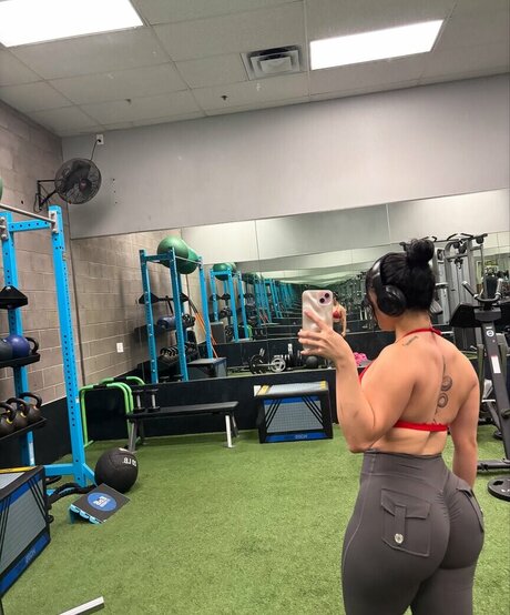 Karen Cantu estrella exclusiva imagen