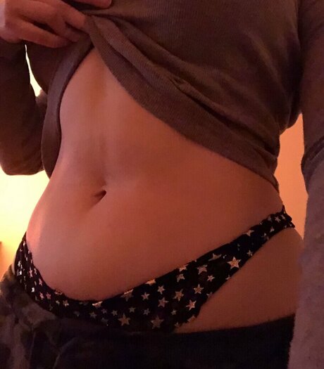 Menace Mamaki desnudos estrella porno imágenes