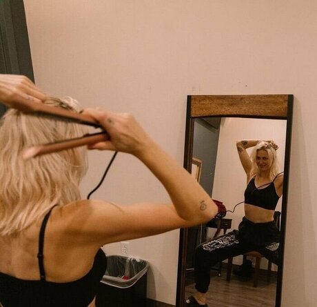 Emily Armstrong mejor estrella porno archivo