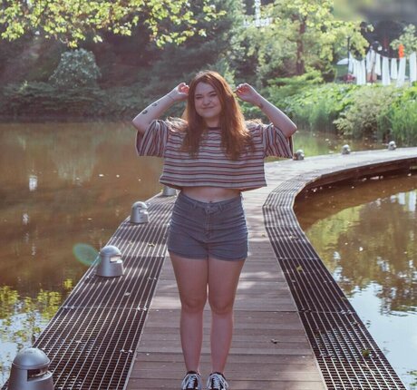 Lena Vanille estrella porno de arte foto