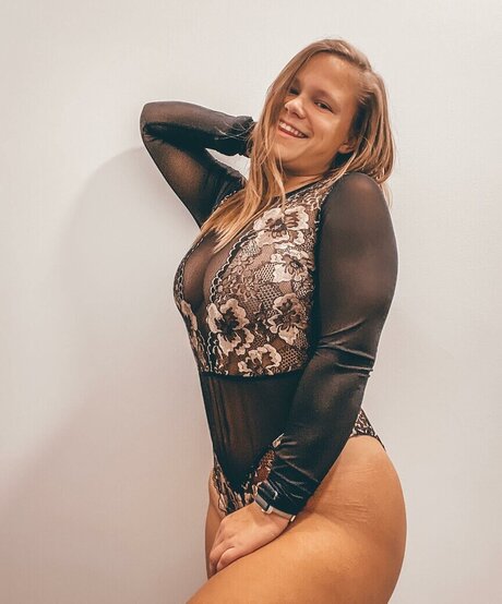 thosegymbabies hermosa estrella imagen