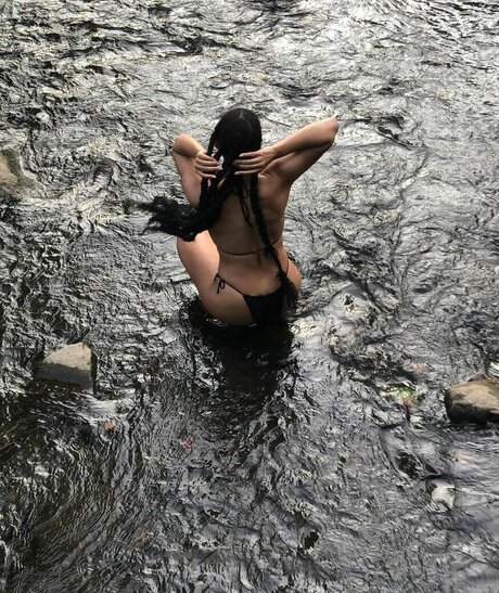 onlyfans de trajes de baño porno arte fotos