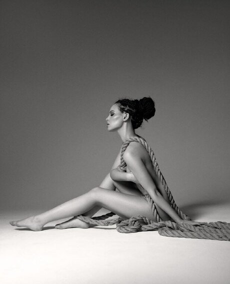 Lizzie Whistle estrella porno sexy galerías