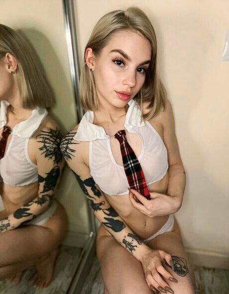 imeemily estrella erótica galerías