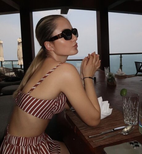 Davina Geiss modelo hd imagen