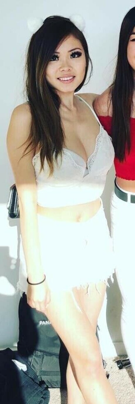 onlyfans de góticas gorditas erótica exclusiva imagen