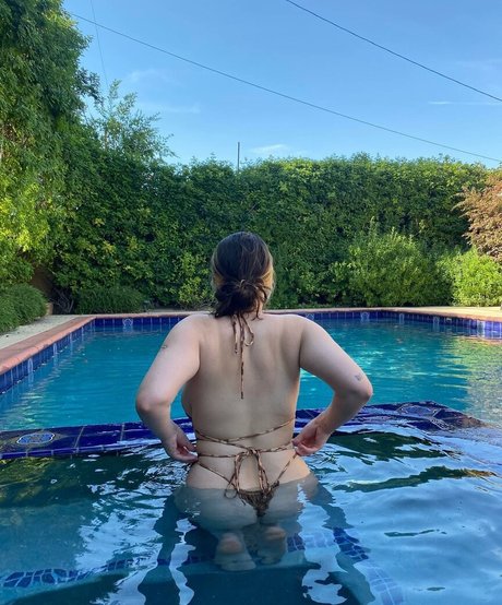 Emma Trotta bonita modelo galería