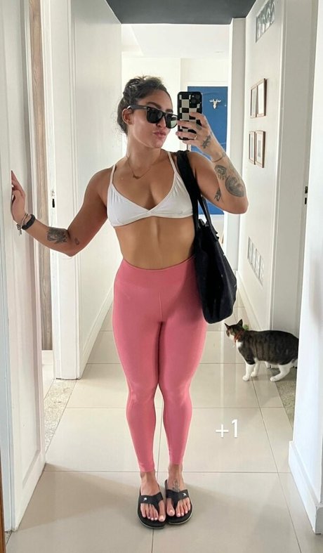 Amy Reis estrella caliente archivo