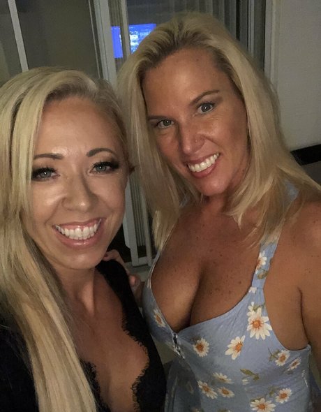 jennyjizzxxx mejor estrella porno foto