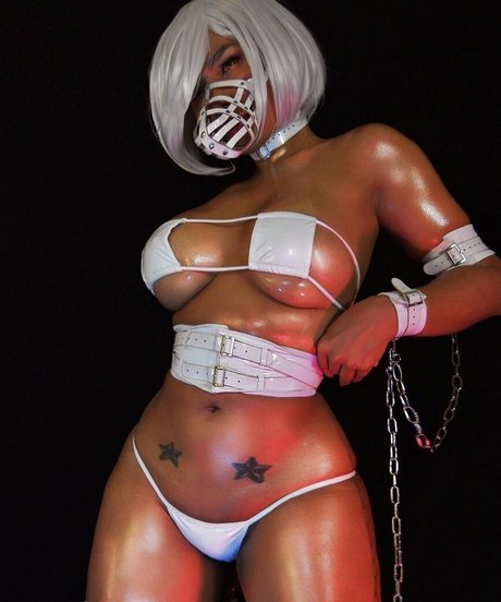 Fantastic Nami estrella atractiva foto