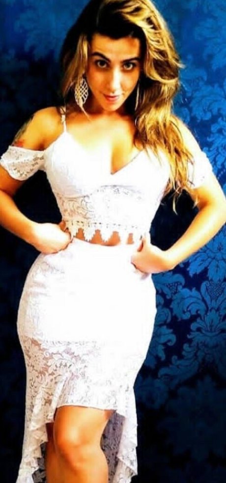 lauratavora estrella del sexo foto